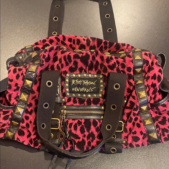 Betsey Johnson Vibrant Pink and Black Leopard Shoulder Bag - Picture 1 of 3